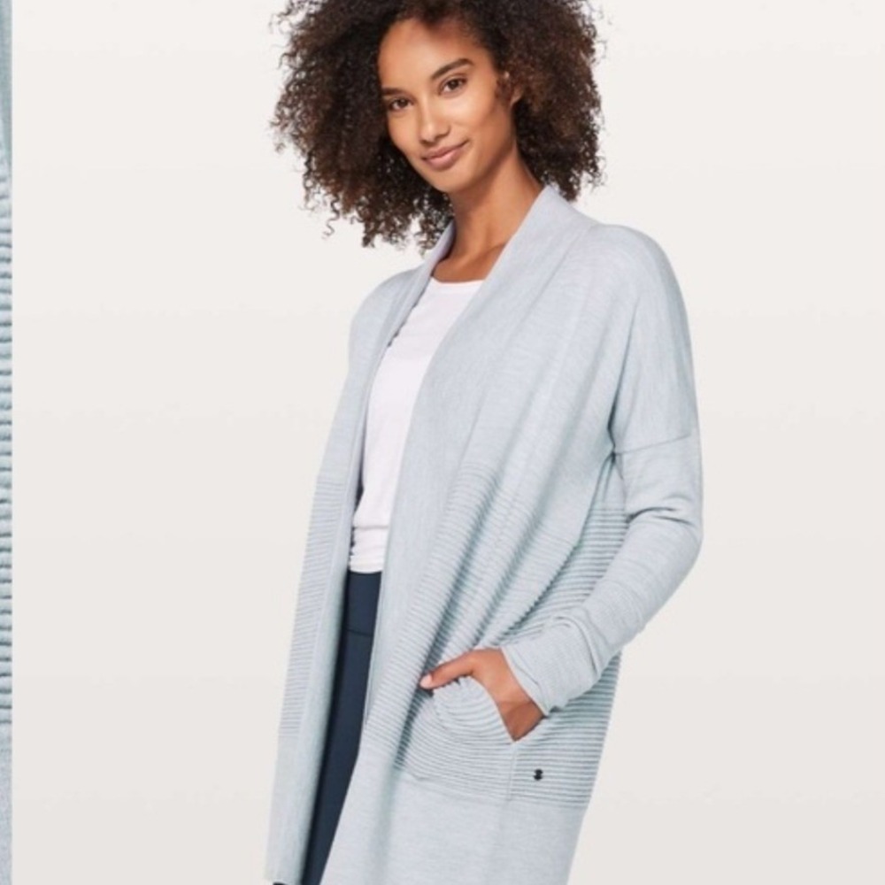 Lululemon Merino Wool Sit in Lotus Wrap Cardigan Sweater Heathered Starlight 8